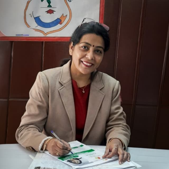 Principal Hemlata Yadav